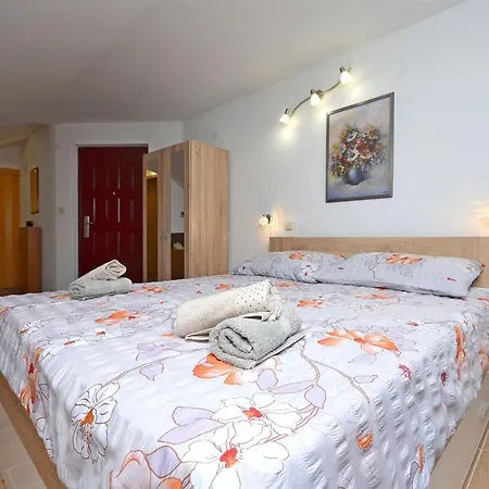 Apartament Katarina *